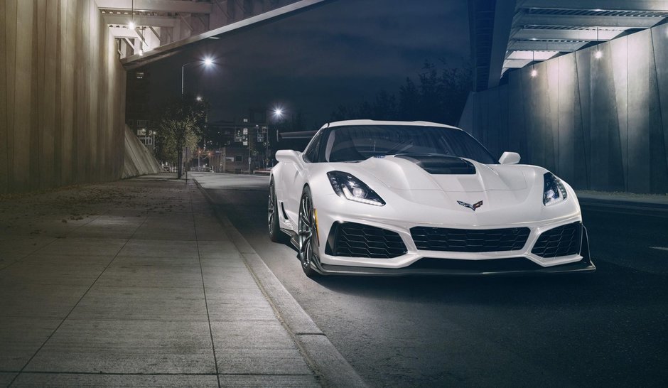 Corvette ZR1 HPE1200 by Hennessey