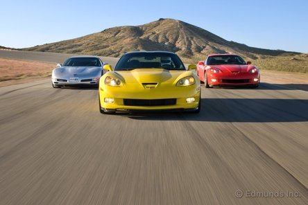 CorvetteMania : 2002 Z06 vs. 2010 Grand Sport vs. 2011 Z06 Carbon