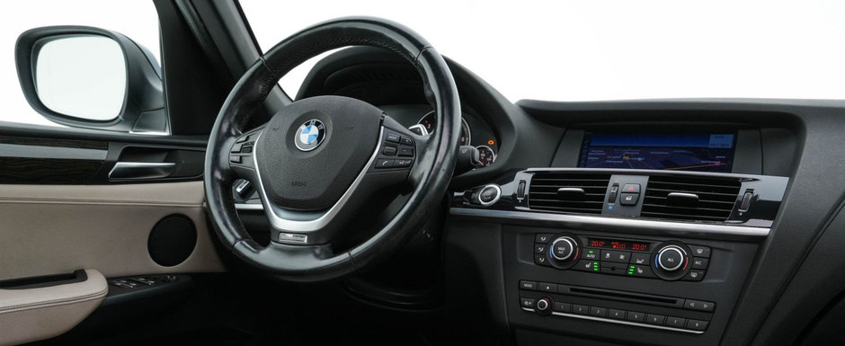 Costa cu peste 1.000 de euro mai putin decat cea mai ieftina Dacia Duster, insa ofera de aproape trei ori mai multa putere. In plus, vine cu afisaj pe parbriz, scaune incalzite si sistem de tractiune integrala Costa cu peste 1.000 de euro mai putin decat cea mai ieftina Dacia Duster, insa ofera de aproape trei ori mai multa putere. In plus, vine cu afisaj pe parbriz, scaune incalzite si sistem de tractiune integrala