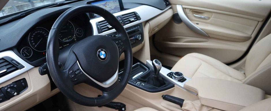 Costa cu peste 500 de euro mai putin decat cea mai ieftina Dacia Logan, insa ofera de aproape doua ori mai multa putere. In plus, dispune de tapiterie din piele, scaune incalzite si navigatie cu ecran mare Costa cu peste 500 de euro mai putin decat cea mai ieftina Dacia Logan, insa ofera de aproape doua ori mai multa putere. In plus, dispune de tapiterie din piele, scaune incalzite si navigatie cu ecran mare