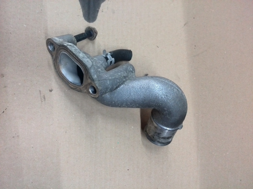 COT ALUMINIUM APA MOTOR MOTOR TOYOTA RAV 4 AVENSIS COROLLA 85KW 116CP