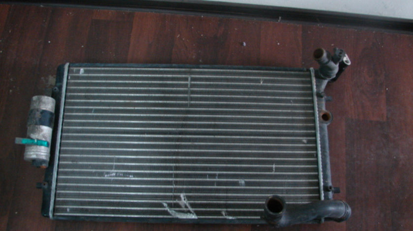 Cot plastic jos radiator apa Volkswagen VW Bora [1998 - 2005] Sedan 2.0 MT (115 hp) (1J2)