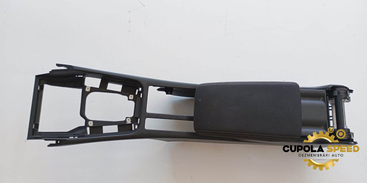 Cotiera centrala cu consola 3G2863241C Volkswagen VW Passat B8 [facelift] [2019 - 2020]
