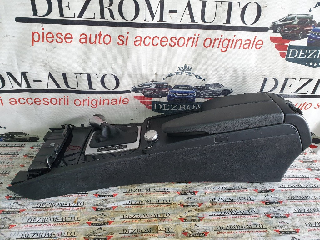 Cotiera completa MERCEDES-BENZ Clasa C Sedan (W204) cod piesa : A2046800150