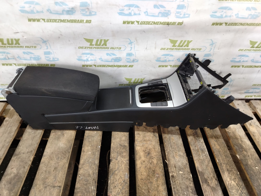 Cotiera consola centrala 3c0863319aq Volkswagen VW Passat B7 [2010 - 2015]