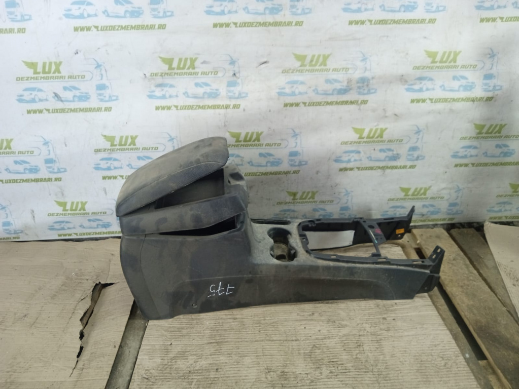 Cotiera consola centrala Hyundai Santa Fe CM [facelift] [2010 - 2013] 2.0 crdi D4HA, EURO 5