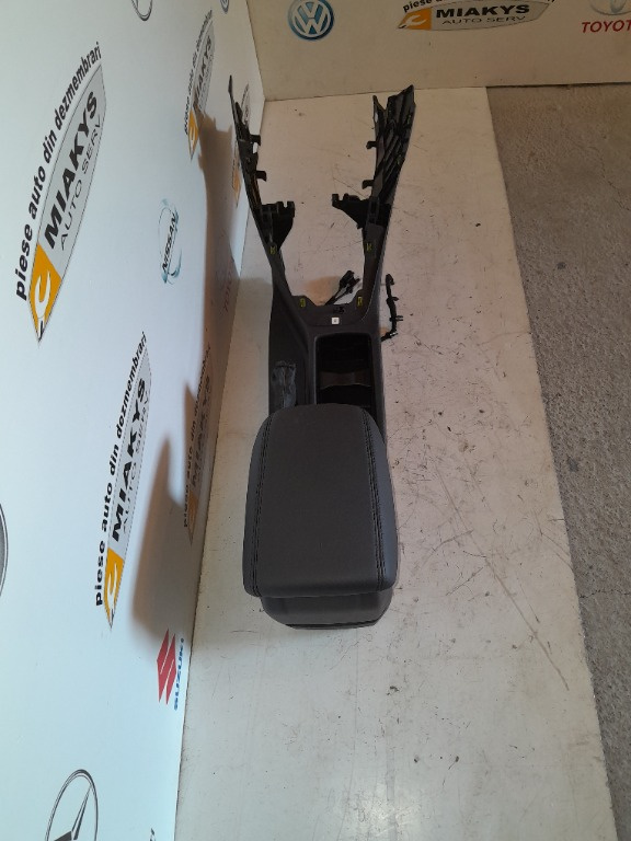 Cotiera ford focus 3 / 2017 din piele