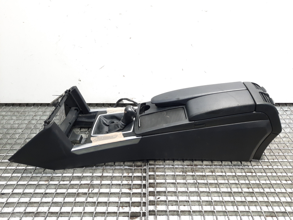 Cotiera, Mercedes Clasa E T-Model (S212) (idi:458749)