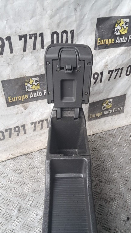 Cotiera Opel Astra J an 2011 cod 13317404