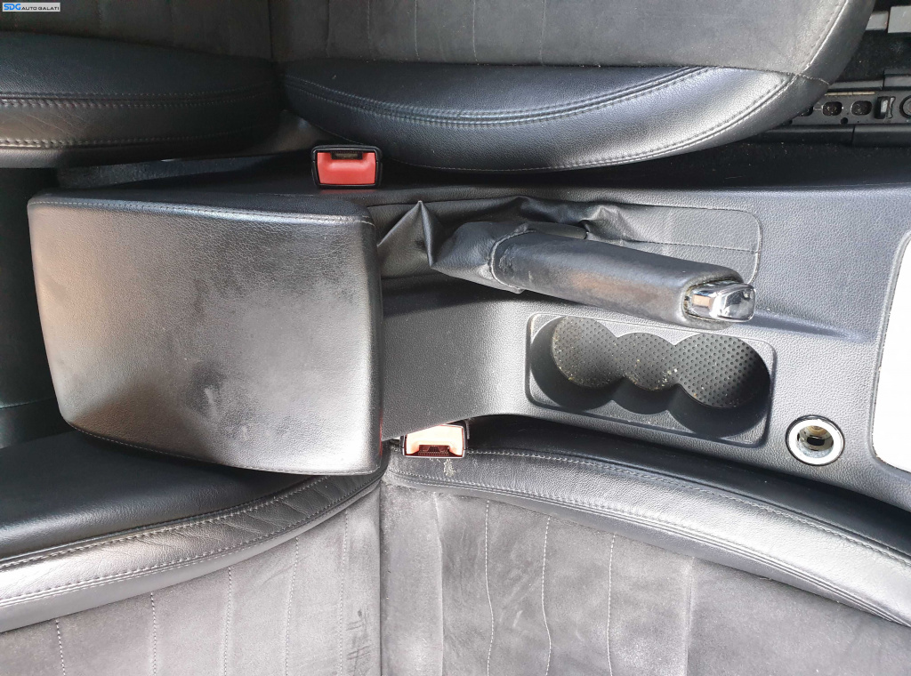 Cotiera Piele cu Consola Centrala Skoda Octavia 3 2013 - 2020 [K5853]
