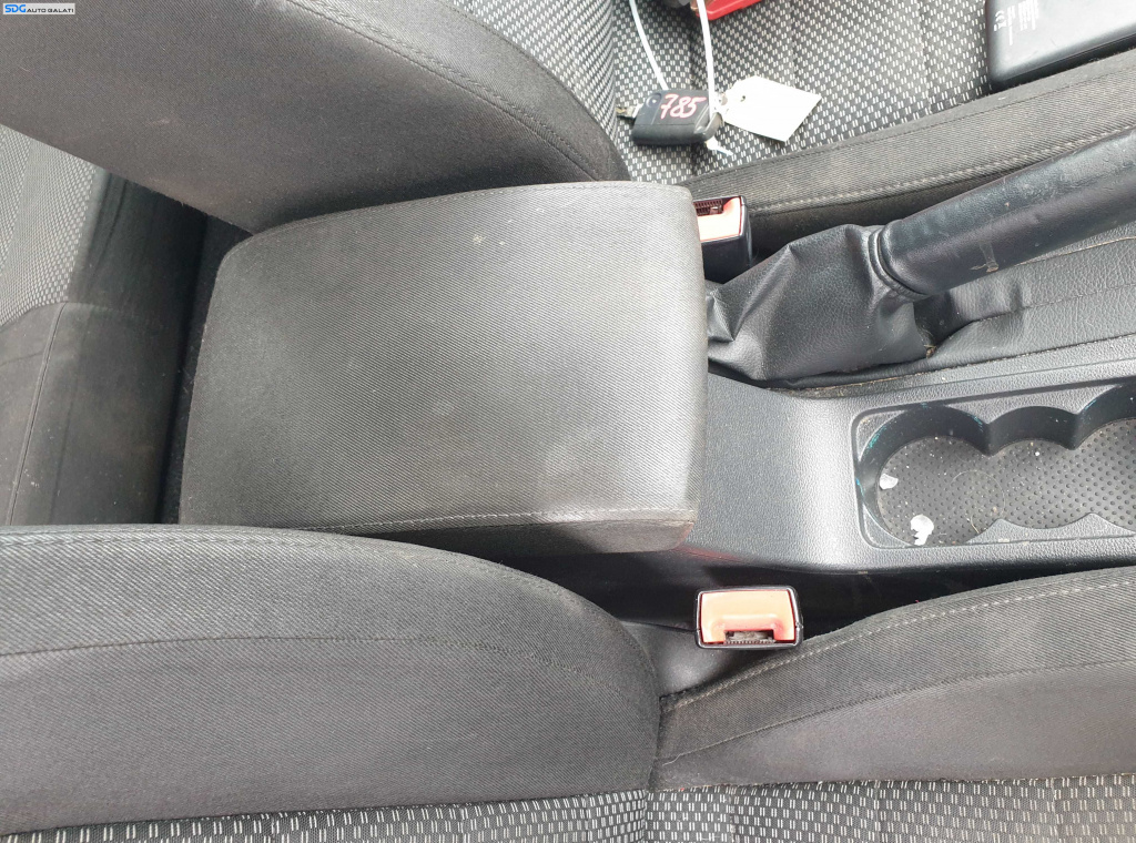 Cotiera Textil cu Consola Centrala Skoda Octavia 3 2013 - 2020 [K3963]