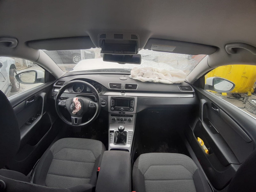 Cotiera Volkswagen Passat B7 2012 berlina 1.6 tdi