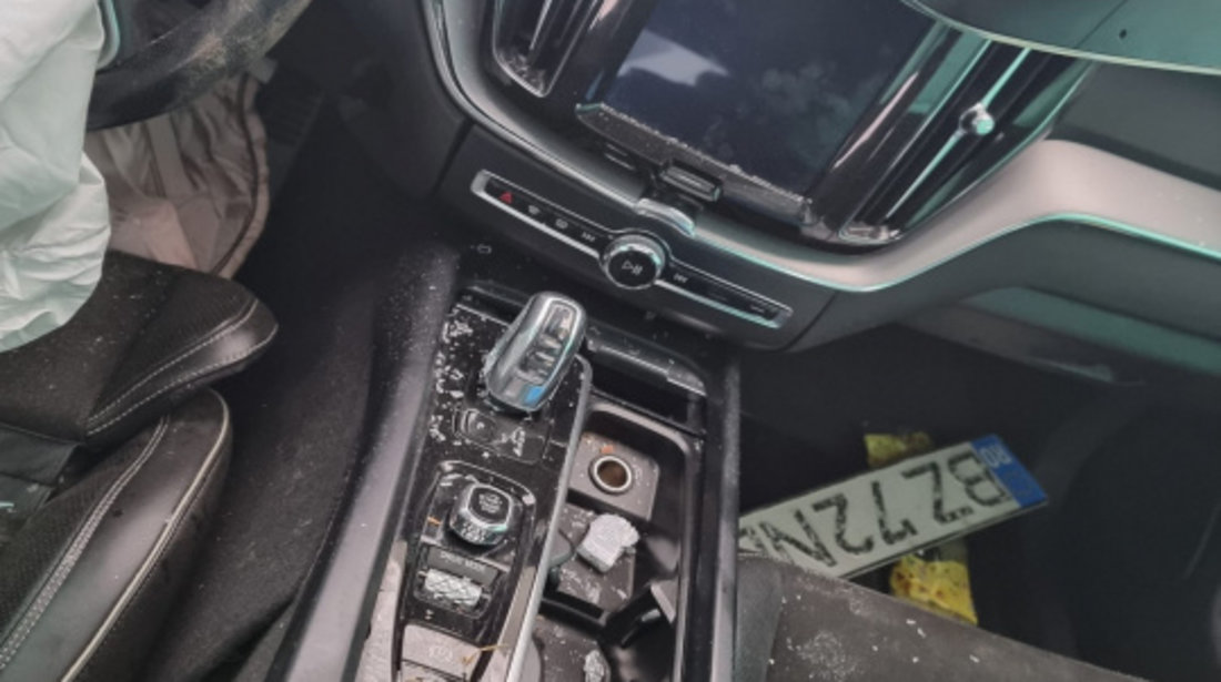 Cotiera Volvo XC60 2017 suv 2.0 benzina plug-in hybrid