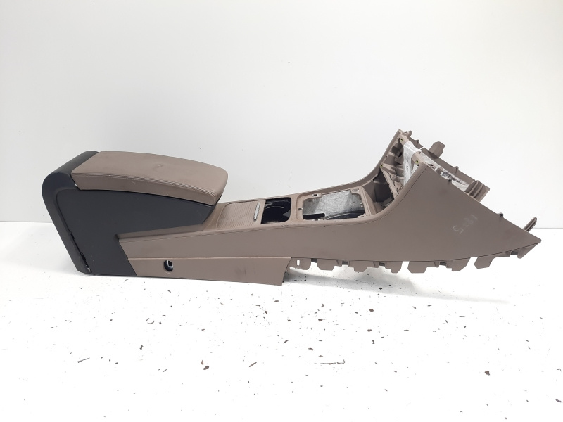 Cotiera, VW Passat Variant (3C5) (id:610947)