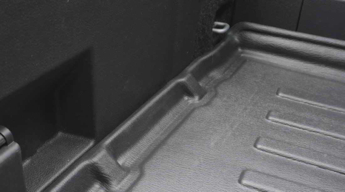 Covor Protectie Portbagaj Umbrella Pentru Toyota Rav 4 (xa50) At Cu Subwoofer (2018-) 112426