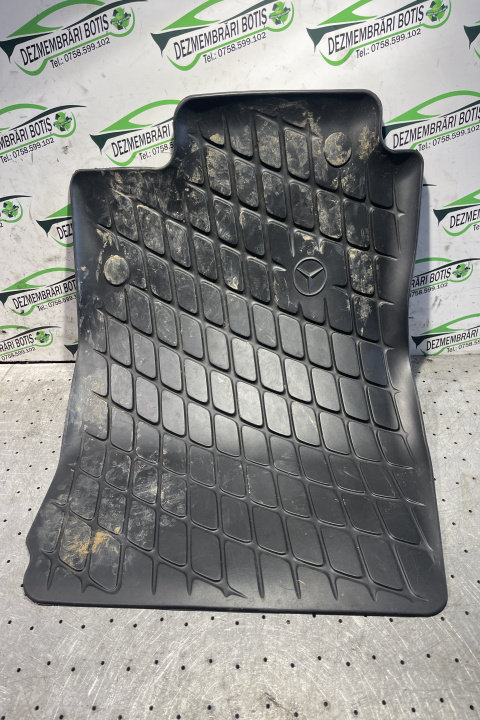 Covoras fata dreapta A1676806506 Mercedes-Benz GLE (C167) [2019 - 2023]