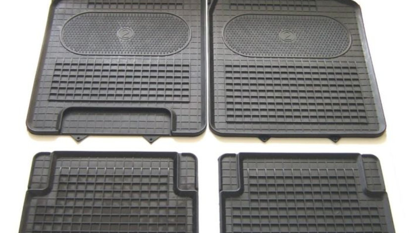 Covorase auto (cauciuc, 4 bucati, culoare negru, pentru decupaj) MERCEDES 190 (W201), C (W202), C (W203); ALFA ROMEO 145, 147; AUDI 100, A6; CITROEN BX, CX I, CX II, XM; DAEWOO LEGANZA, TACUMA REZZO