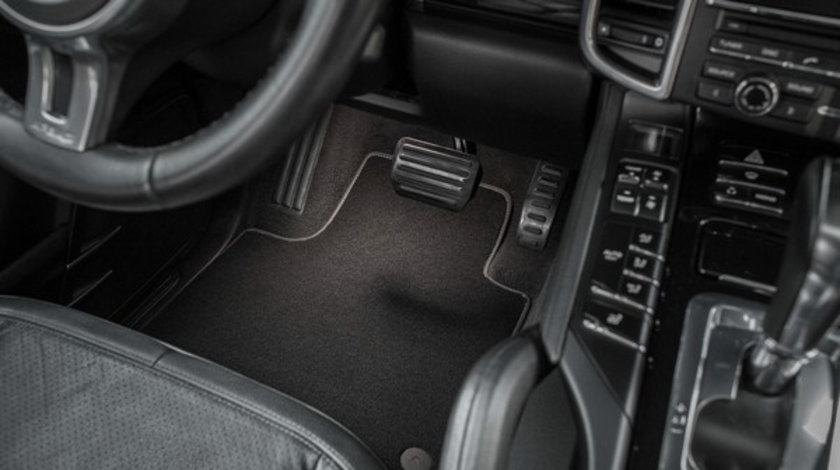Covorase auto mocheta Audi A4 [B9] (2015-) 3831106304405 piesa NOUA
