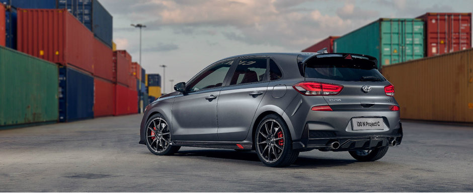 Crede-ne pe cuvant: O sa uiti complet de Golf GTI dupa ce vei vedea acest Hyundai Crede-ne pe cuvant: O sa uiti complet de Golf GTI dupa ce vei vedea acest Hyundai