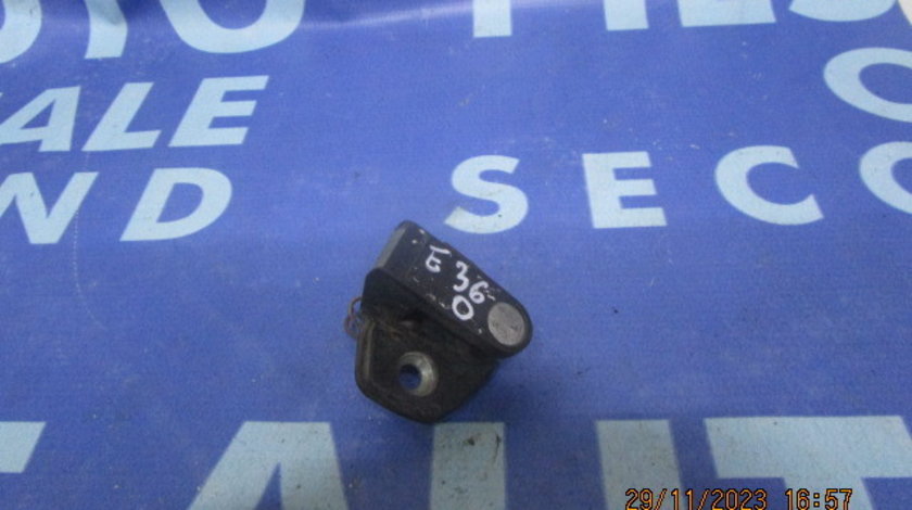 Cremaliera BMW E36 1995; 8105511.1 (portiere)