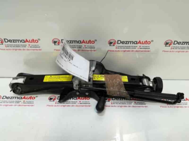 Cric, 8K0011031K, Audi A5 (8T3) (id:319372)