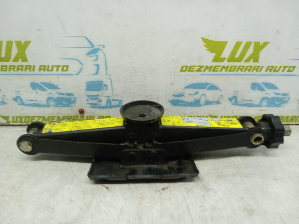 Cric a1685830415 Mercedes-Benz A-Class W168 [1997 - 2001]