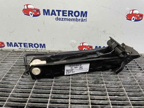 CRIC AUTO FORD FOCUS - - (2011 2014)