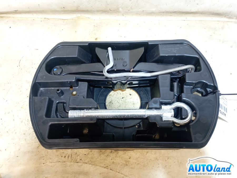 Cric Cheie Cui Tractare Suport, Dupa 2014 Peugeot 308 4A ,4C 2007