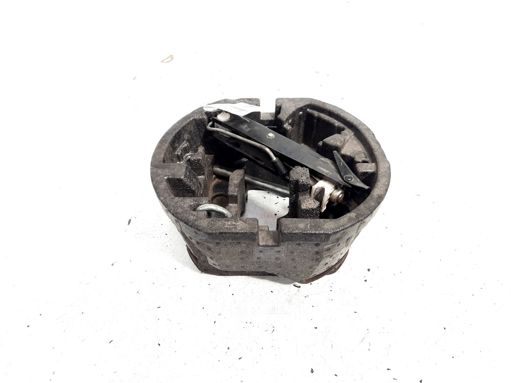 Cric cu cheie cui si spuma, cod 6R0011031H, Skoda Rapid (NH3) (id:540644)
