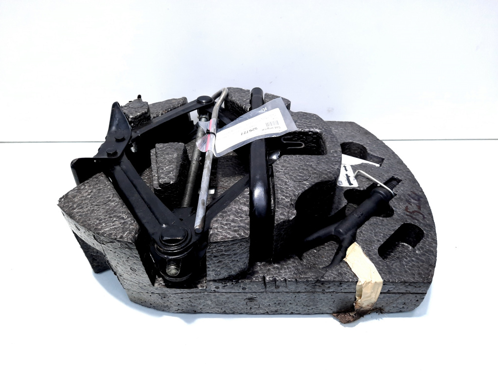 Cric cu cheie si spuma, Ford Mondeo 4 Sedan (idi:526727)