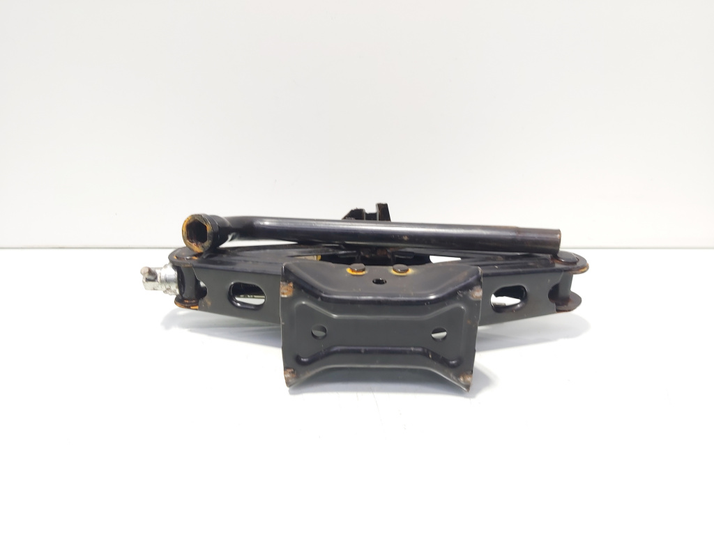 Cric, Ford Focus 3 (id:678016)