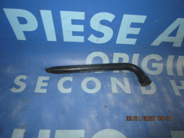 Cric Ford Transit Connect 2004;  93BB17032AA (cheie roti)