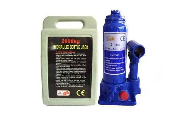 CRIC HIDRAULIC IN CUTIE DIN PLASTIC 2T. JBM 51905 JBM