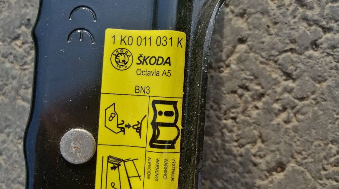 Cric original Skoda Octavia Cod OEM 1K0011031K Audi,Vw,Seat