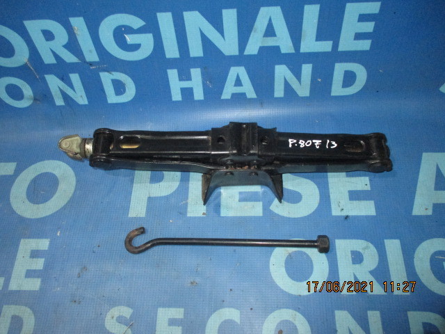 Cric Peugeot 807 2005