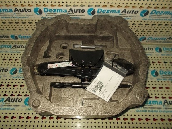 Cric,spuma si cui remorcare Citroen C5 2.0 hdi
