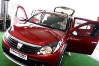 Crossover-ul Dacia Sandero Stepway, lansat azi in Romania