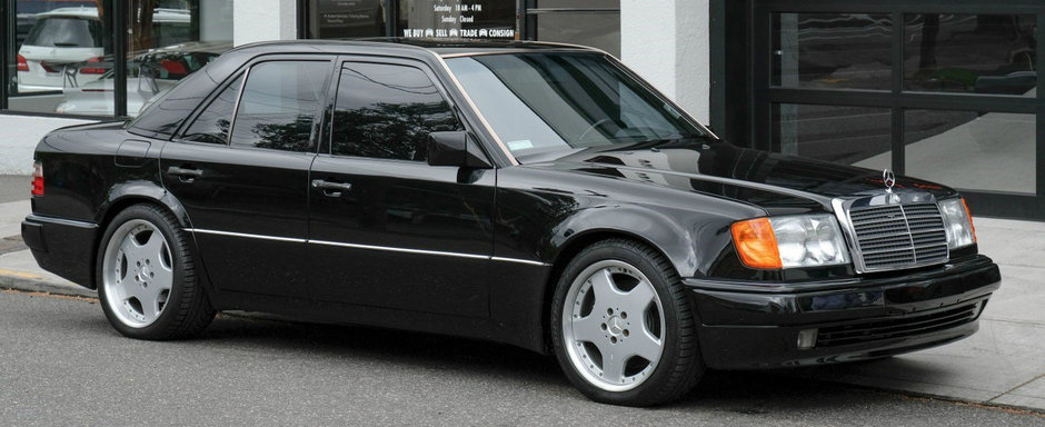 Cu cat se mai vinde in ziua de azi un Mercedes-Benz, cu motor V8, construit in colaborare cu Porsche Cu cat se mai vinde in ziua de azi un Mercedes-Benz, cu motor V8, construit in colaborare cu Porsche