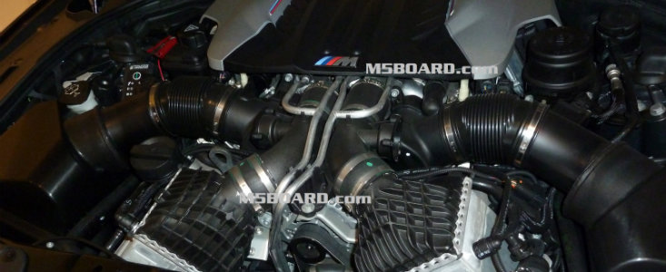 Cu ochii sub capota viitorului BMW M5 Cu ochii sub capota viitorului BMW M5