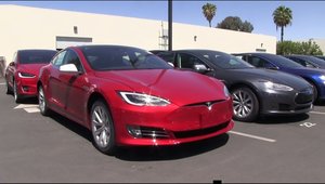 Cu sau fara grila fata? Comparatie vizuala intre noua si vechea Tesla Model S