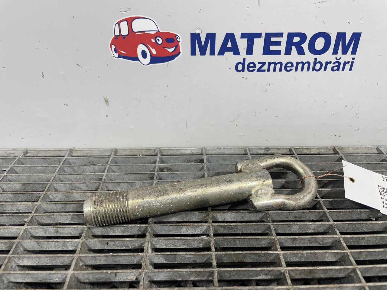 CUI REMORCARE TOYOTA AVENSIS - - (2012 2015)