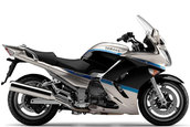 Culori noi pentru Yamaha FJR1300, FZ1, FZ1 Fazer, FZ6 si FZ6 Fazer