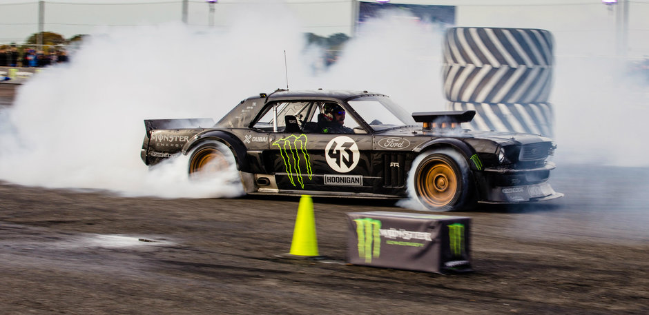 Cum a fost la Gymkhana GRiD: driftul reinventat si un festival total de motorsport