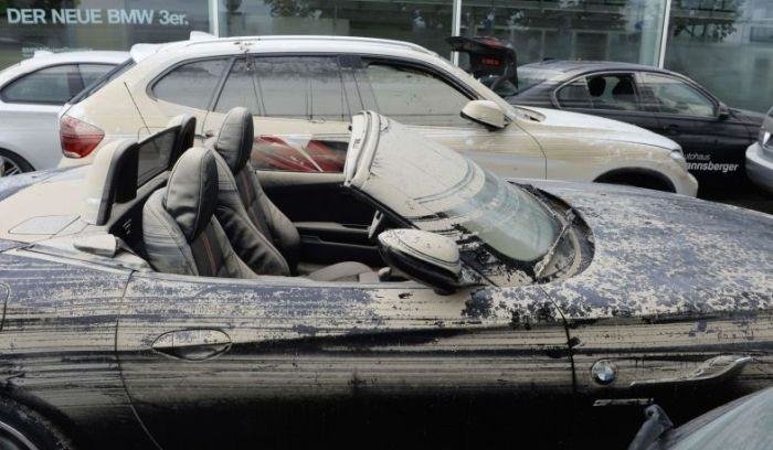 Cum arata o reprezentanta BMW din Germania dupa inundatii