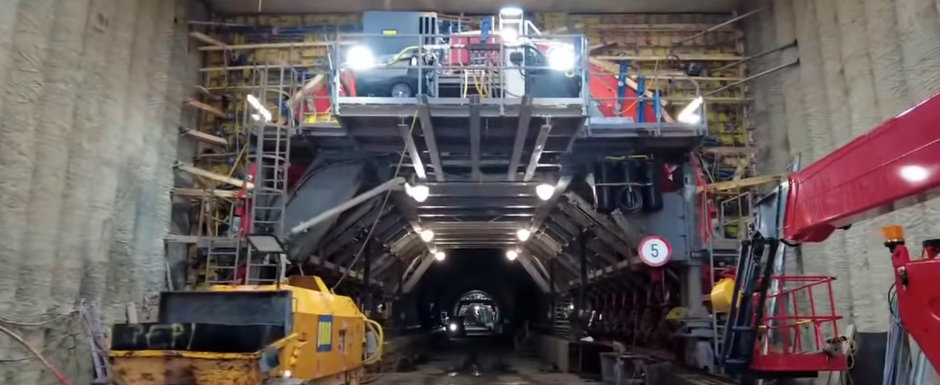 Cum arata primul tunel rutier de pe o autostrada din Romania Cum arata primul tunel rutier de pe o autostrada din Romania