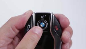 Cum arata si ce functii ofera 'cheia' noului BMW Seria 7