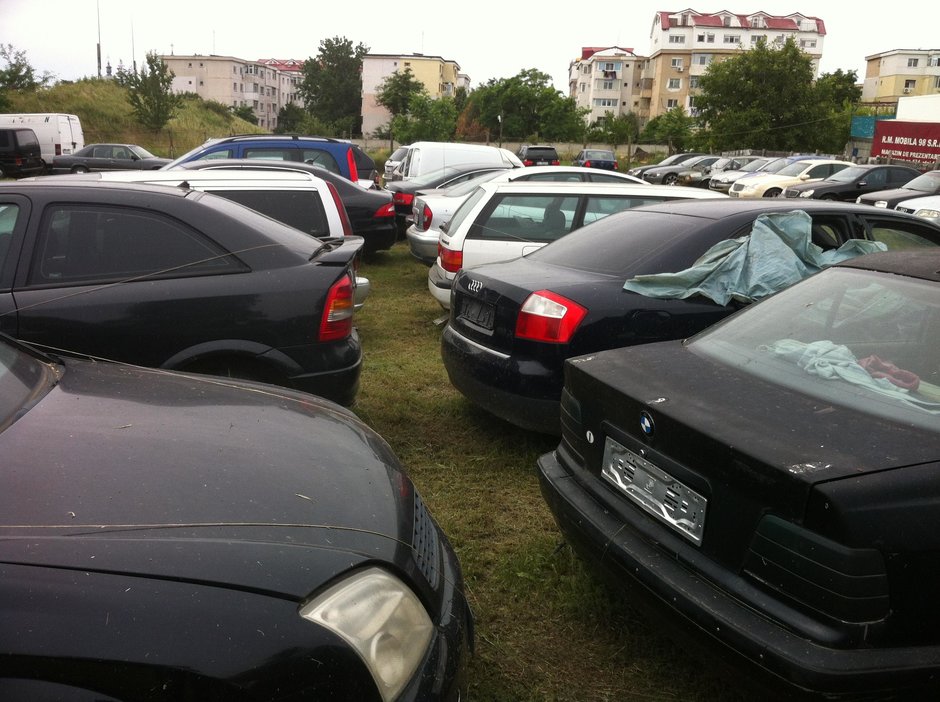 Cum poti cumpara legal in Romania un BMW E30 cu 185 de lei sau un Renault cu 180 de lei Cum poti cumpara legal in Romania un BMW E30 cu 185 de lei sau un Renault cu 180 de lei