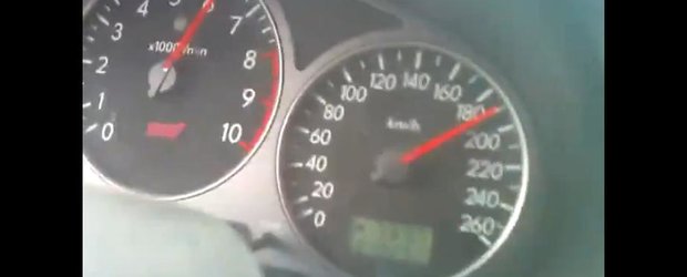 Cum sa NU conduci un Subaru in oras cu peste 190 km/h