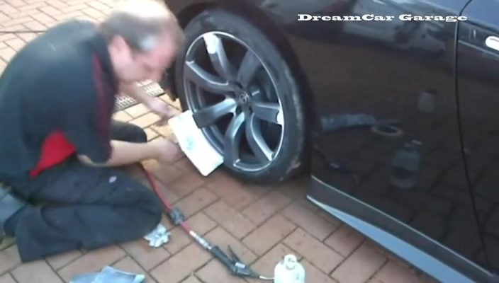 Costumes shoulder they Cum sa vopsesti jantele direct pe masina, la un Nissan GT-R de 720 cp? pfswnJfUBb8 Costumes shoulder they Cum sa vopsesti jantele direct pe masina, la un Nissan GT-R de 720 cp? pfswnJfUBb8