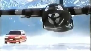 Cum se faceau reclamele odinioara: Peugeot 205 GTI, avioane, rachete, elicoptere si multe bombe